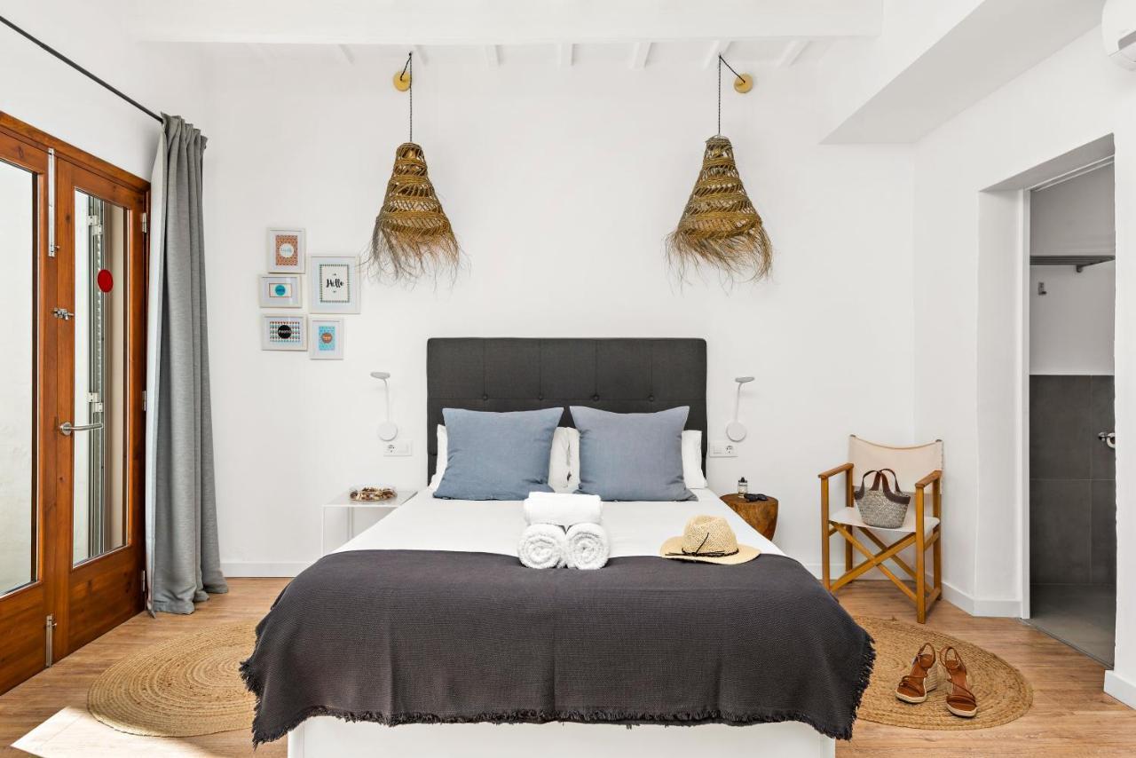 Hotel Boutique Ses 5 Claus Ciutadella  Bagian luar foto