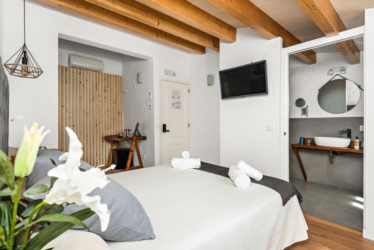 Hotel Boutique Ses 5 Claus Ciutadella  Bagian luar foto