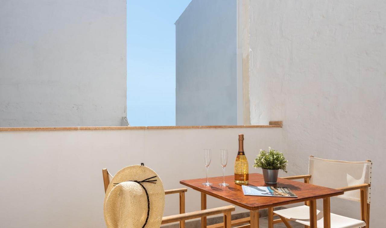 Hotel Boutique Ses 5 Claus Ciutadella  Bagian luar foto
