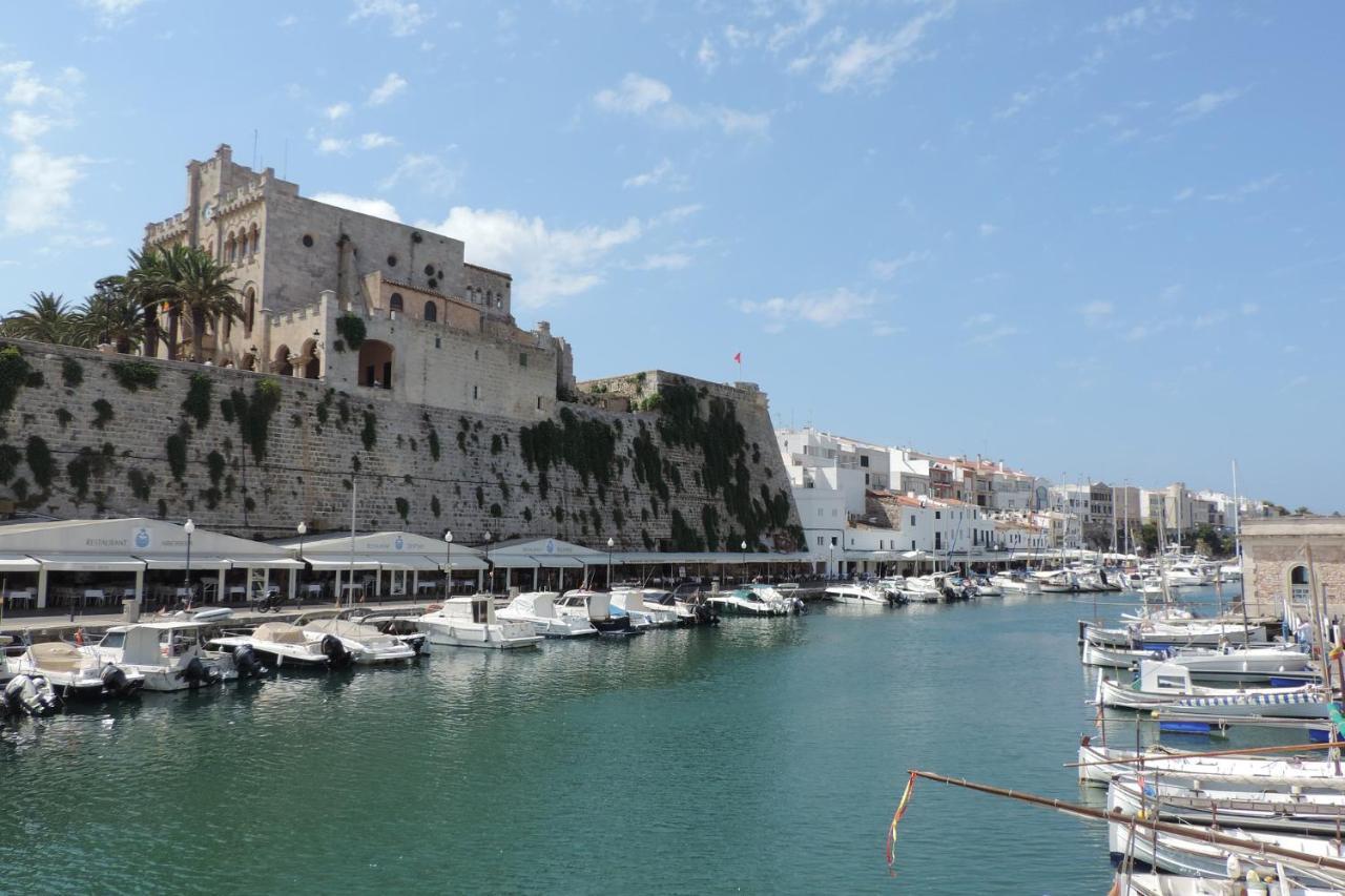 Hotel Boutique Ses 5 Claus Ciutadella  Bagian luar foto